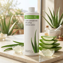 Carica l'immagine nel visualizzatore di Gallery, Aloe concentrato alle erbe Naturale 473 ml