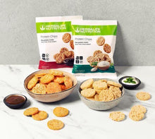 Carica l'immagine nel visualizzatore di Gallery, Patatine proteiche gusto Sour Cream & Onion 10 sacchetti x 30 g